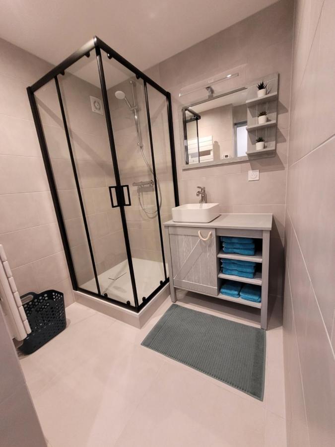 Il Vialetto, Appartement Capri, Spacieux, Tout Confort, Au Calme Jeumont Exteriör bild