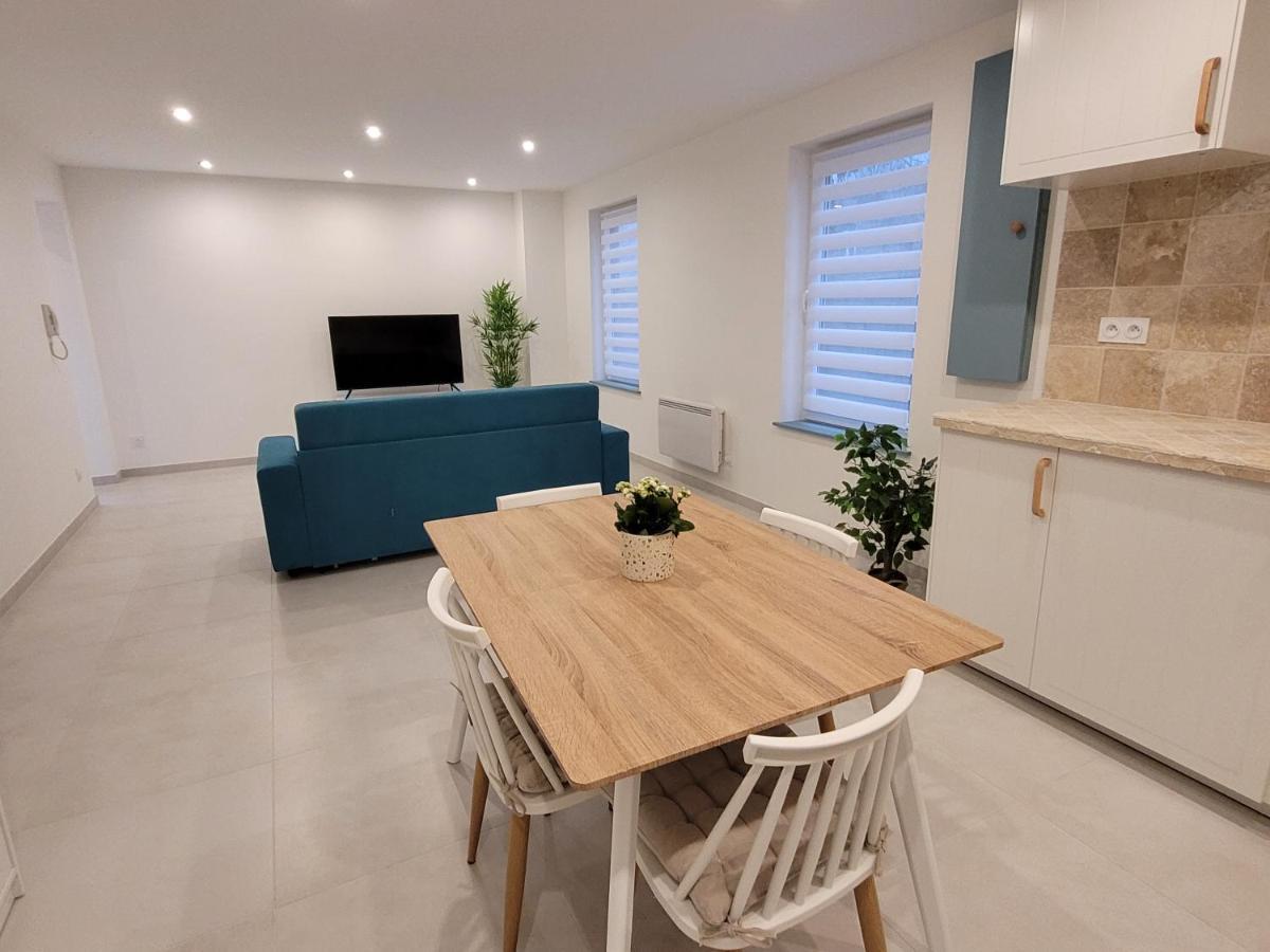 Il Vialetto, Appartement Capri, Spacieux, Tout Confort, Au Calme Jeumont Exteriör bild